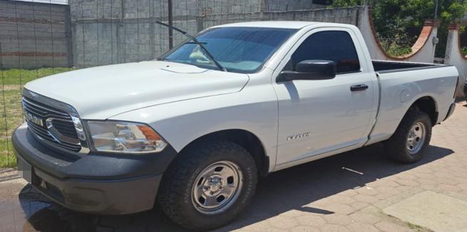 Recupera PGJE camioneta que contaba con reporte de robo
